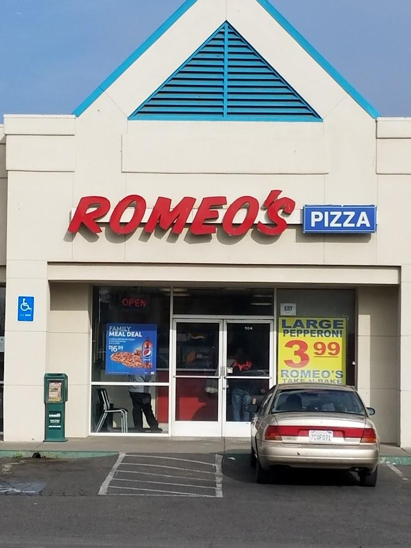 Romeo's Pizza Gallery Image 3